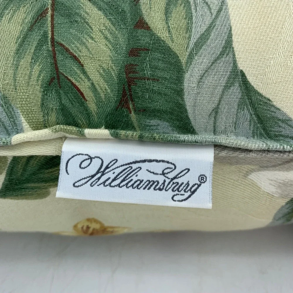 Vtg Williamsburg Floral Magnolia Lumbar Pillow Cottage Southern Tassels 2003